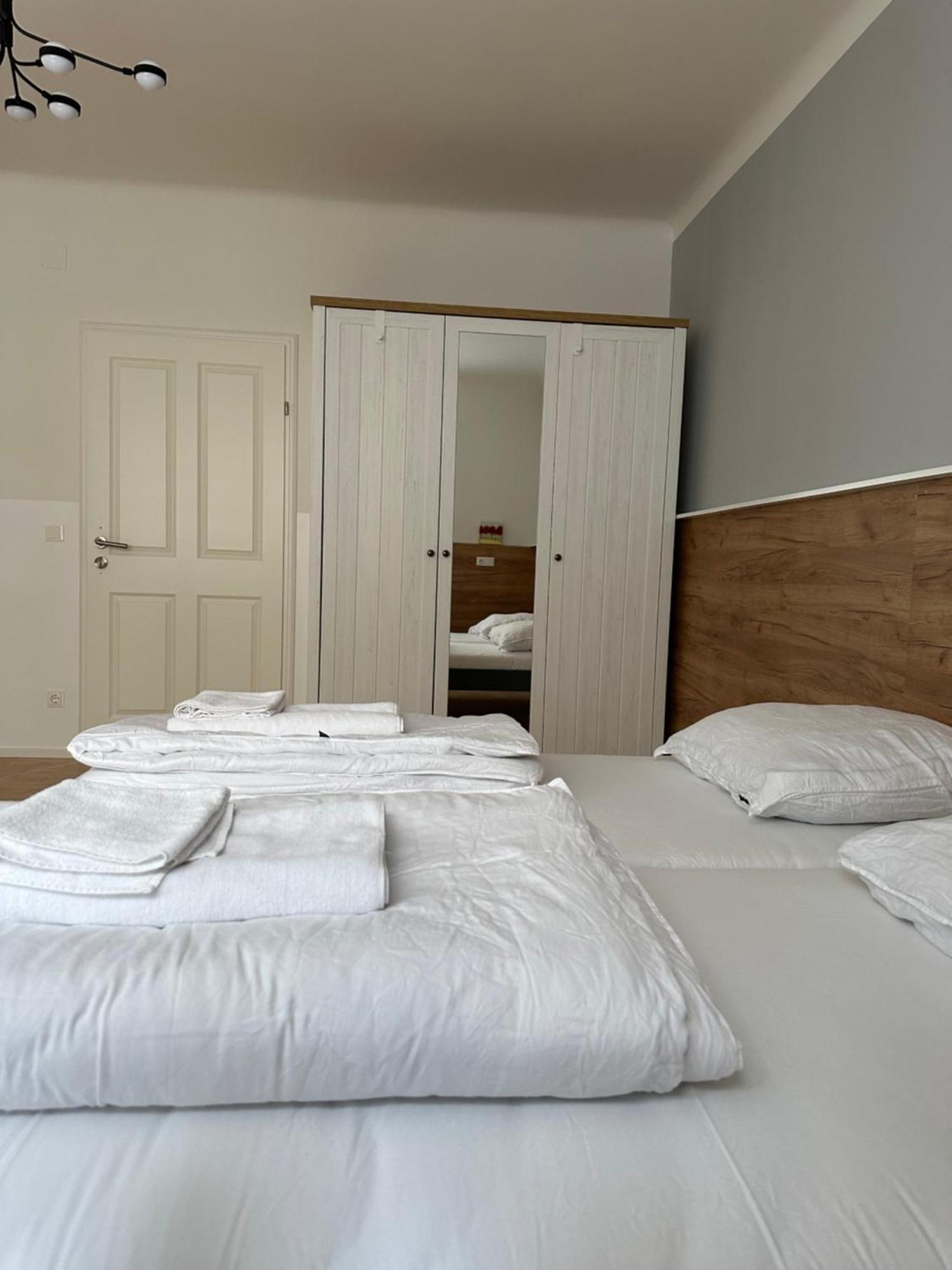 Lion'S Rooms N Apartments 비엔나 외부 사진